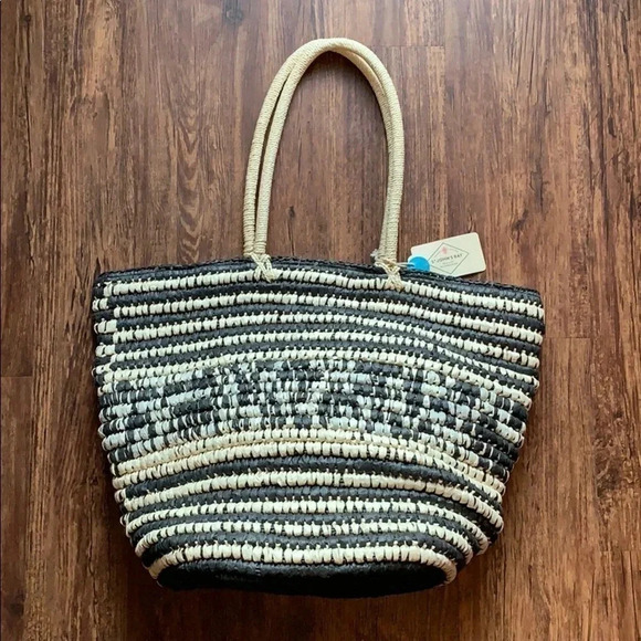 St. John’s Bay Straw Woven Tote Bag Black, Ivory, Natural NWT - Picture 3 of 14
